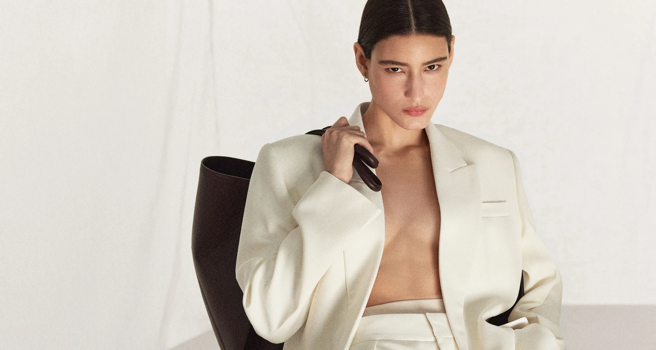Modern Luxury, Effortless Elegance